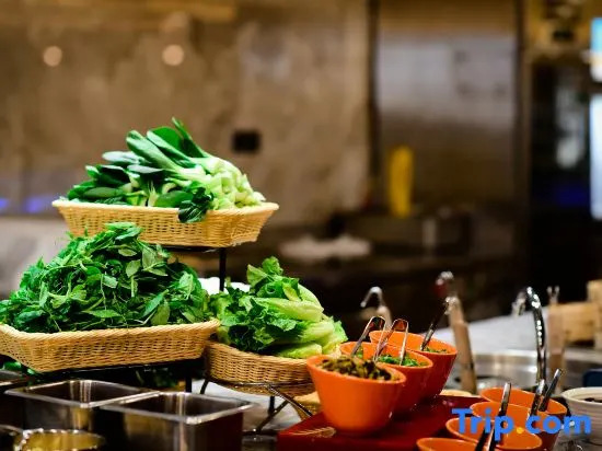 Junyue International Hotel