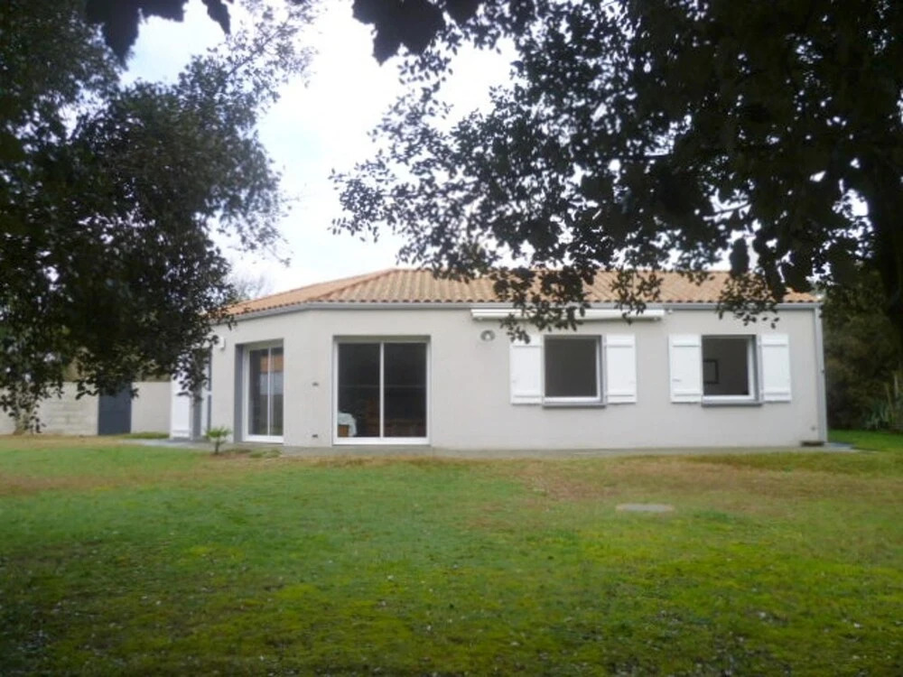 House With 3 Bedrooms in Saint-jean-de-monts, With Enclosed Garden - 1