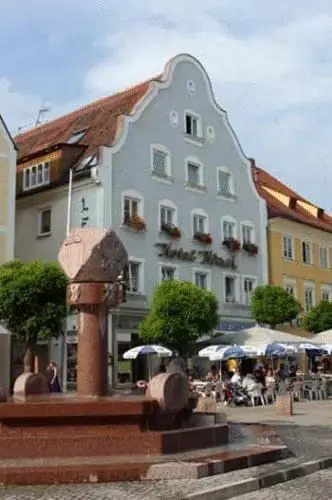 Hotel Hirsch Günzburg