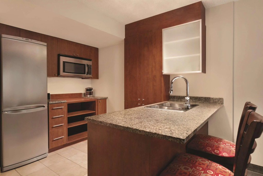 Embassy Suites by Hilton - Montreal