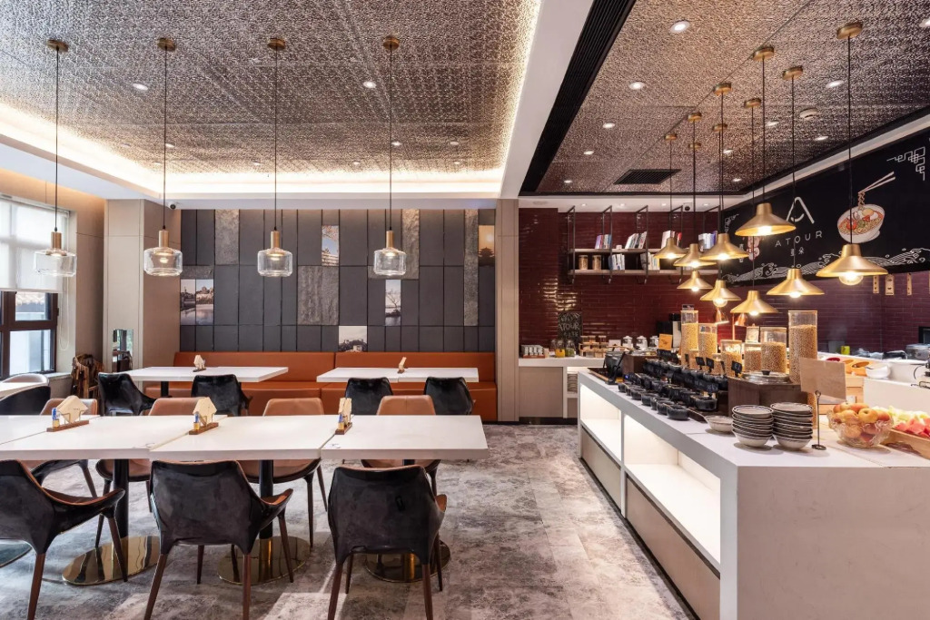 Atour Hotel Beijing Tiantan East‑Gate Metro Station