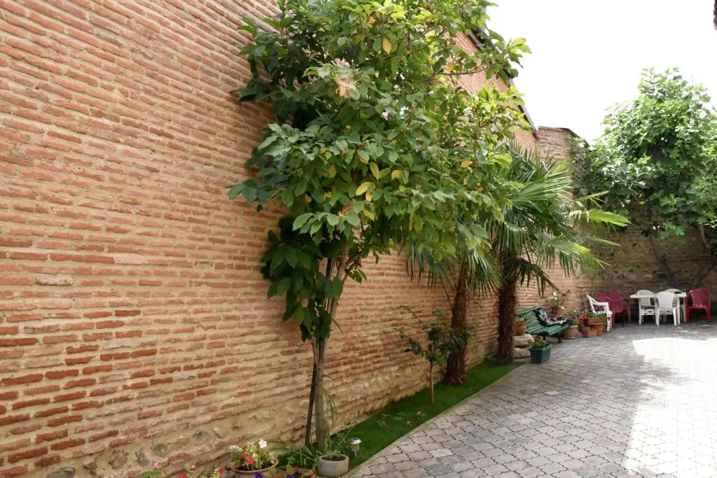 Old Chache House