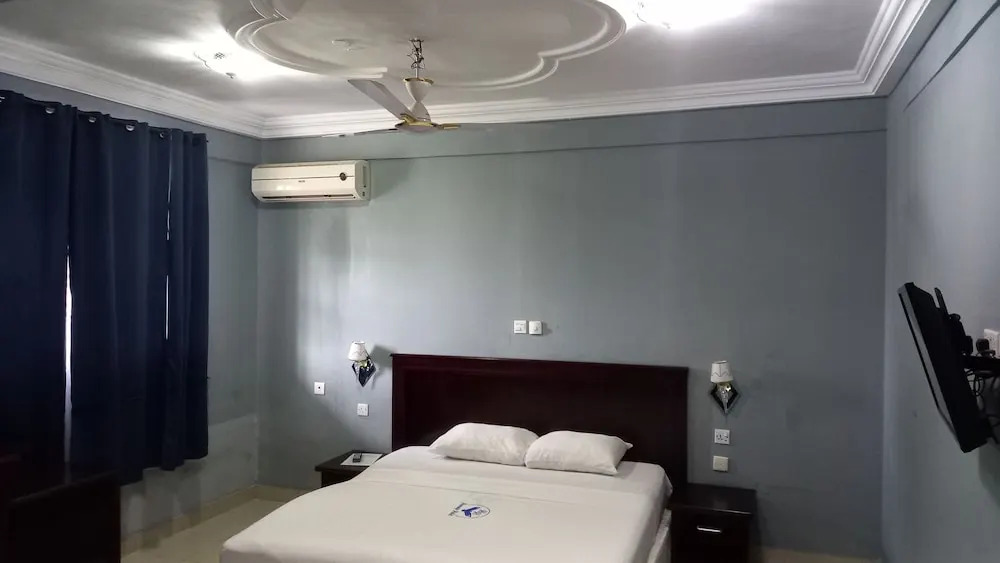 Hensap Hotel