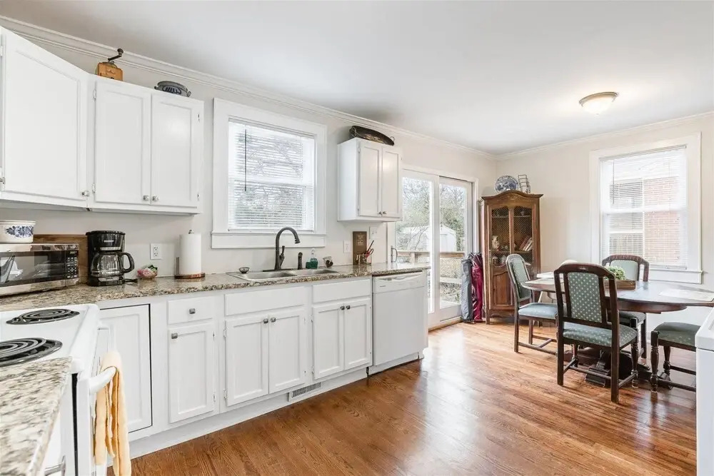 Cumberland Ave - 214