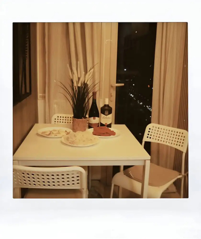 Luxury Bay Condo Near MOA With Balcony Free Wi-fi