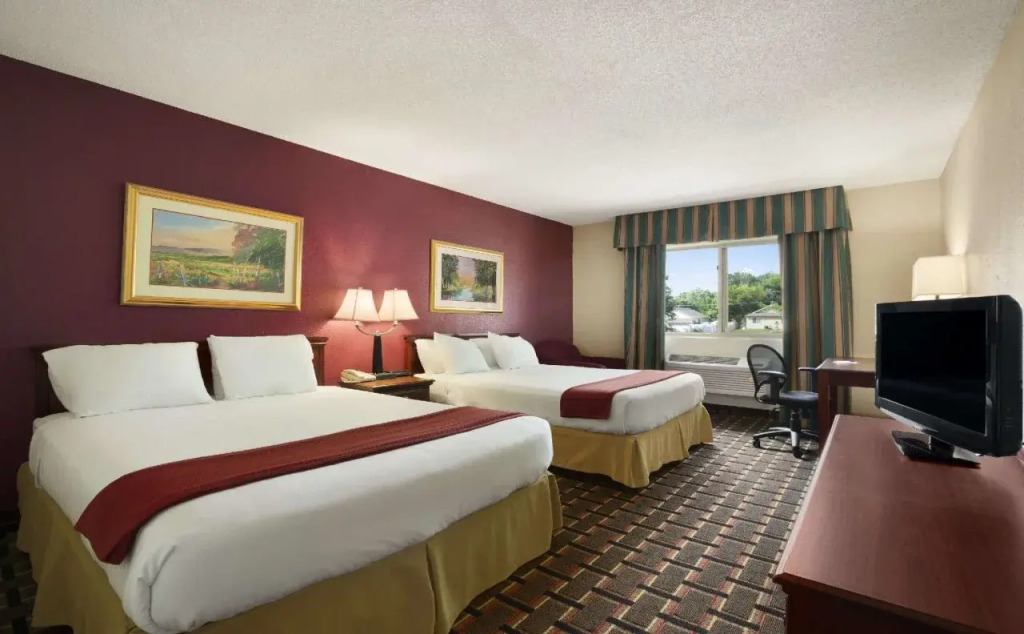 Baymont Inn & Suites Lincoln