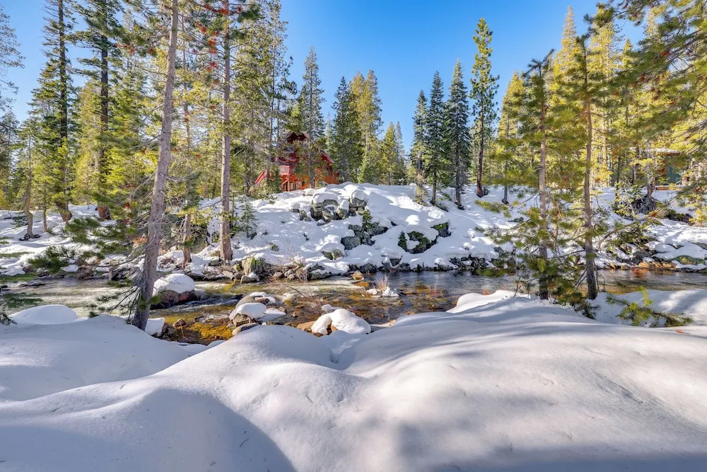 Luxe Soda Springs Retreat: Modern & Spacious!
