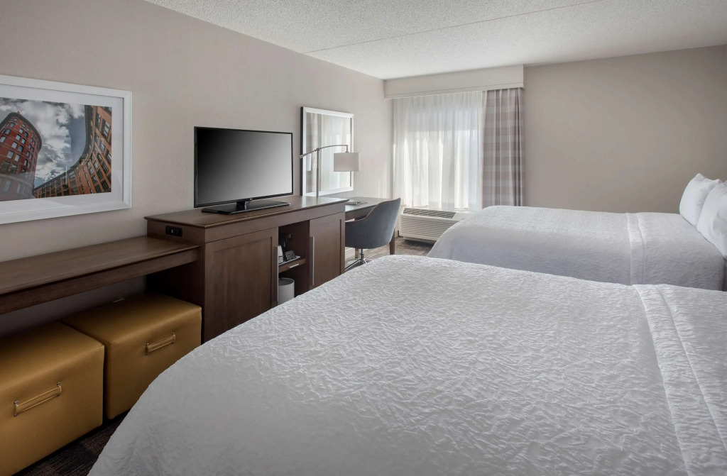 Hampton Inn Boston Logan Airport