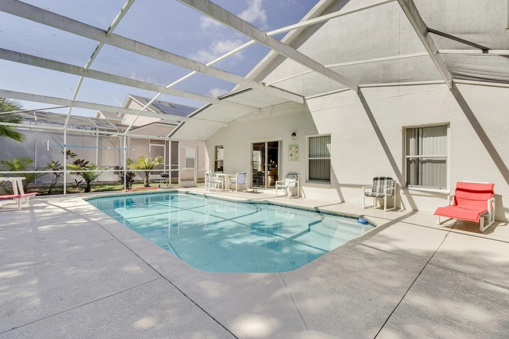 Florida Home: Resort Amenities, Near Disney World