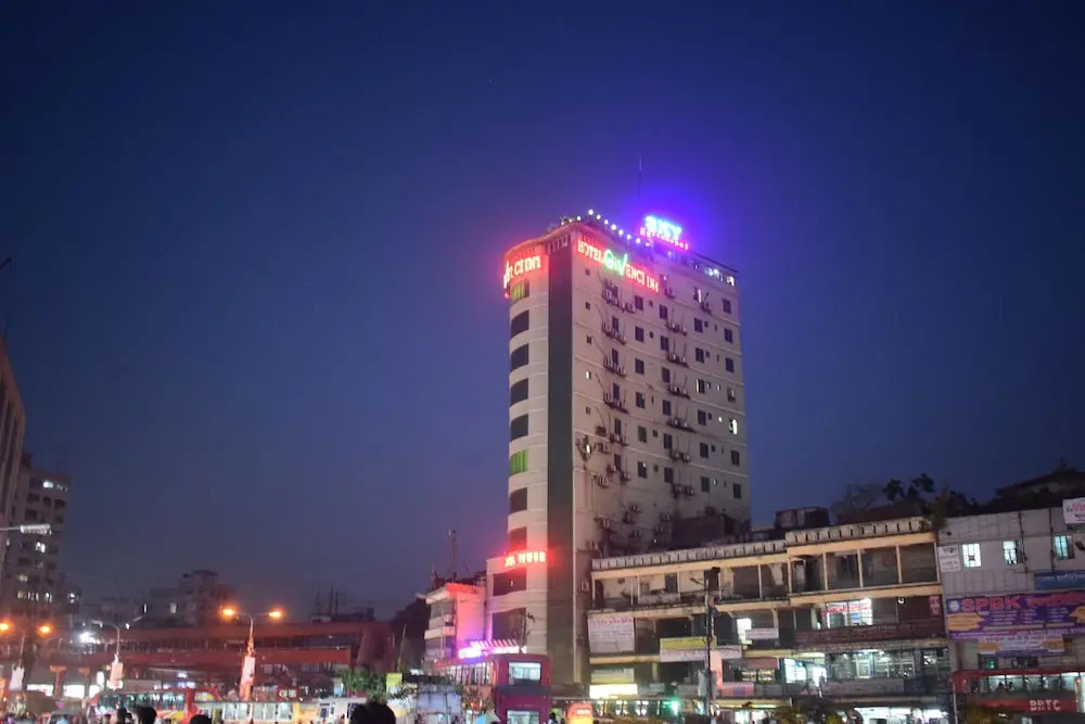 Hotel Givenci International
