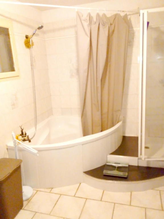 House With 2 Bedrooms in St Julien les Rosiers, With Enclosed Garden a
