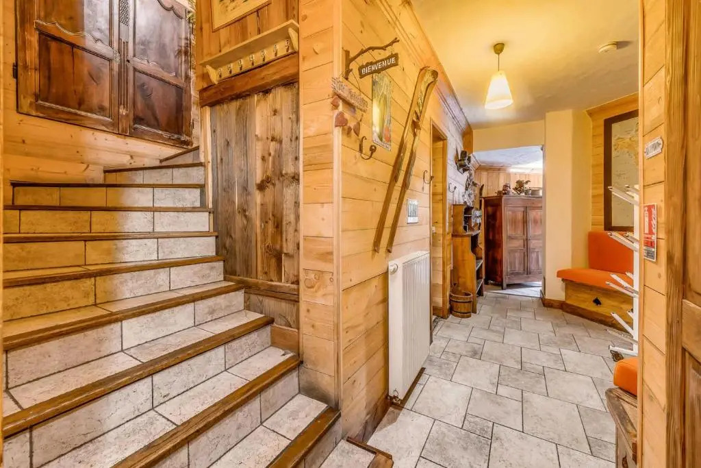 Chalet Iseran - Chalets pour 15 Personnes 10