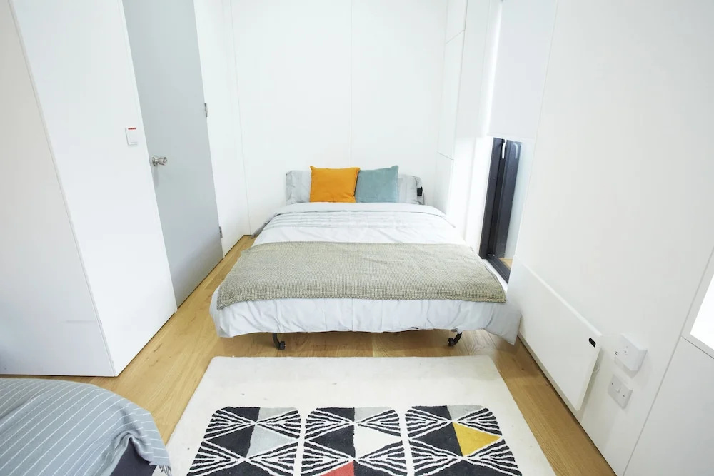 Stylish modern home in Manchester city centre with parking