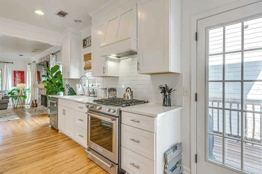 Walk to Mercedes-benz! Spacious Getaway in Atlanta