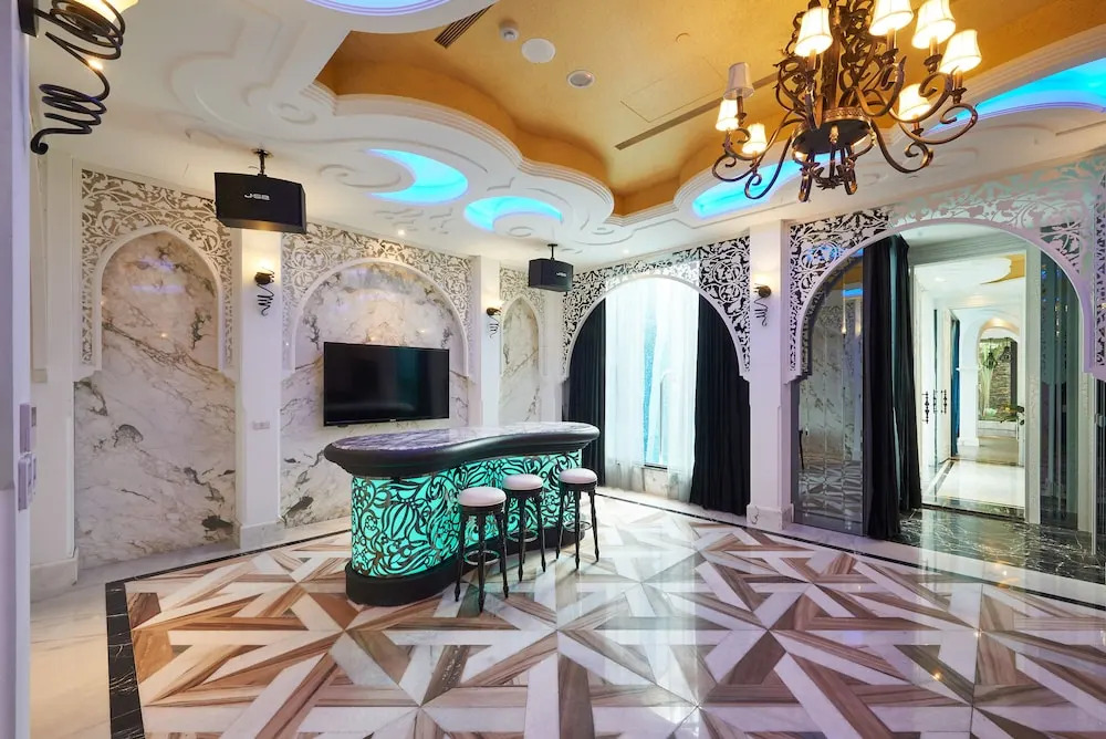 The Castle Ballet Taichung A Boutique Hotel