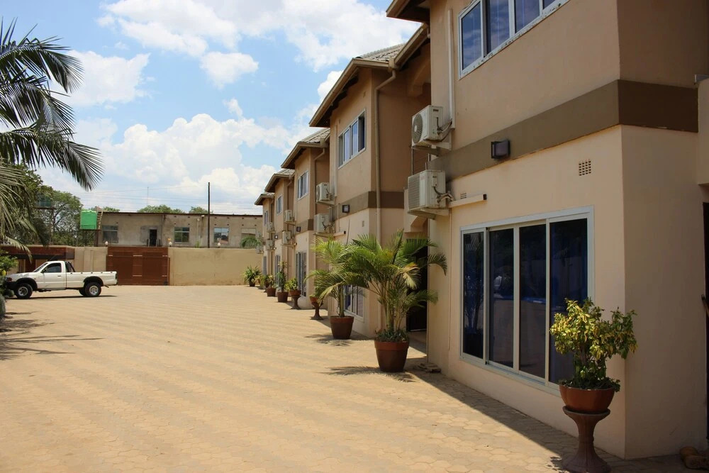 Royal Suites Apartments