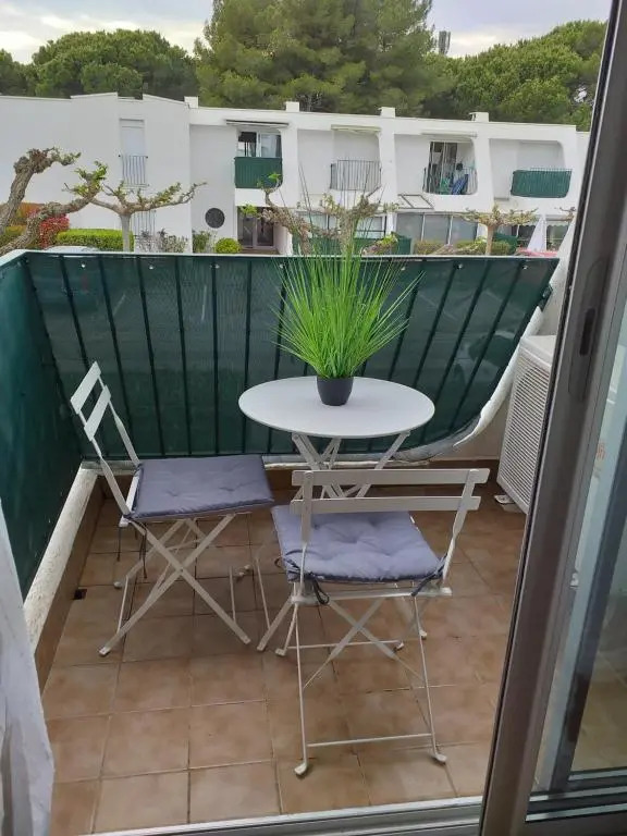 Studio de 25m2 tout équipé à 250m du bord de mer