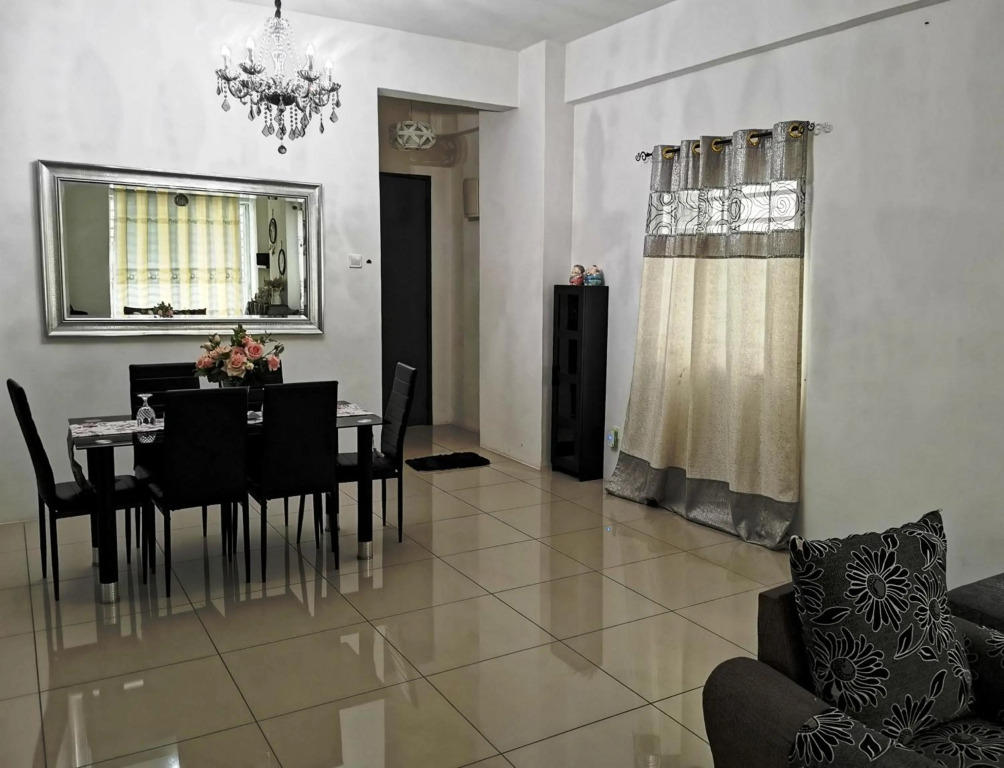 Mahkota Cheras Unique Condo 1-11 pax near MRT*KL