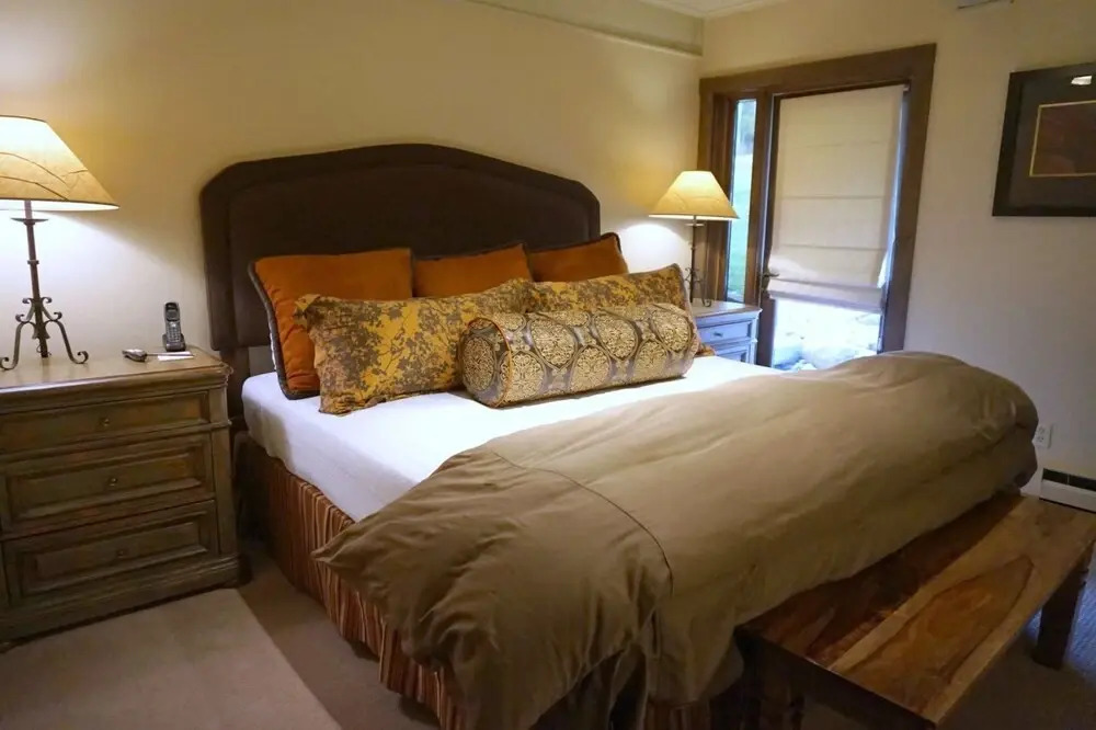 Snowmass Enclave 101