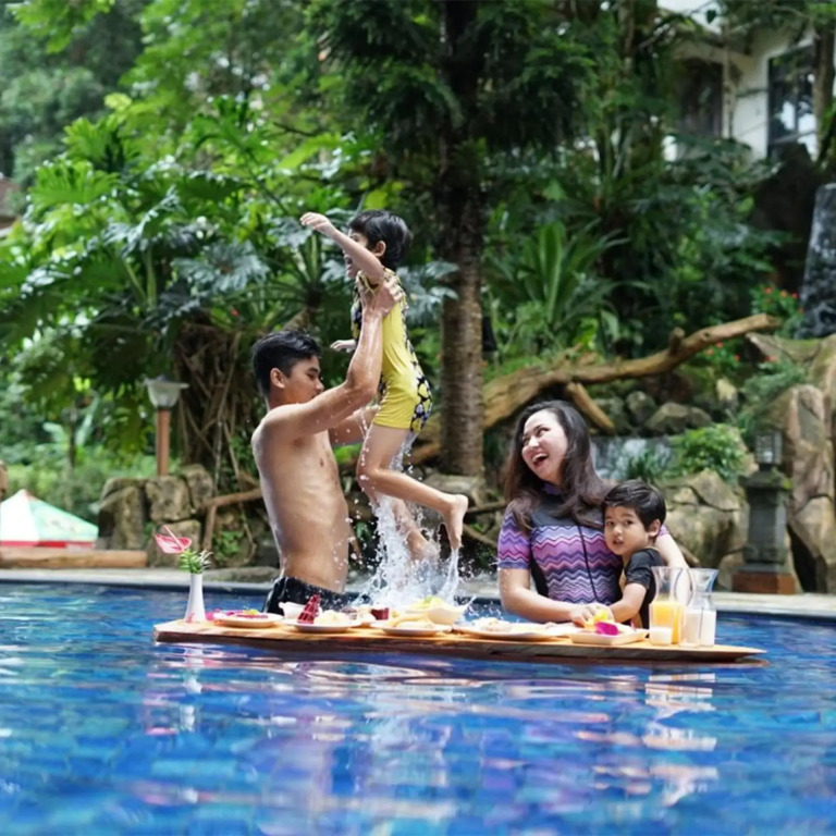 Safari Resort