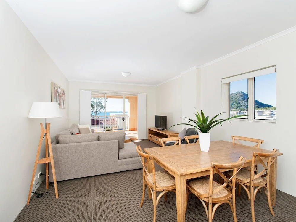 Shoal Bay Road, Barrington, Unit 406