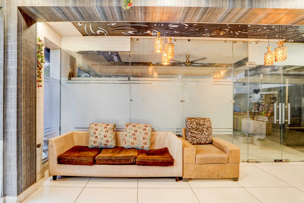Townhouse Oak Sector 47 Near Medanta