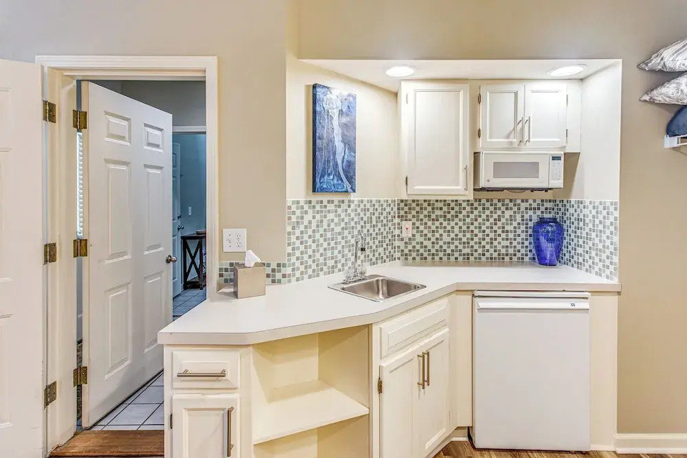 Golf Villa Near Sunset Beach & Intracoastal