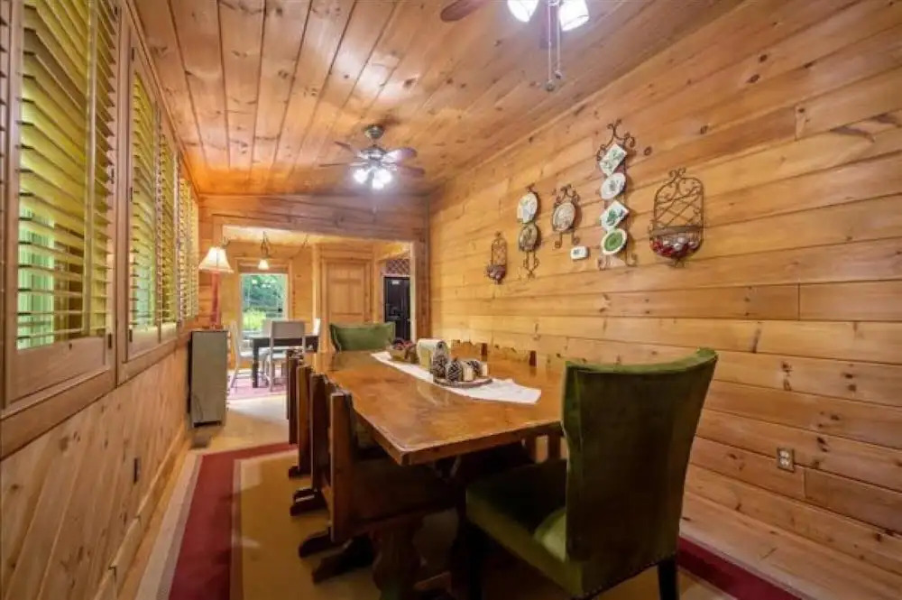 Underlook Cabin-secluded Cabin With Wifi Large Deck Gas Grill Wood Fireplace