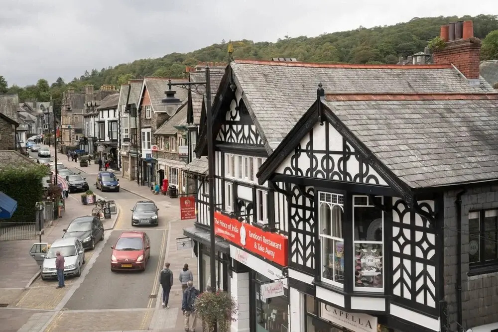 3 Bedroom - 2BR - Apartment - Central Windermere