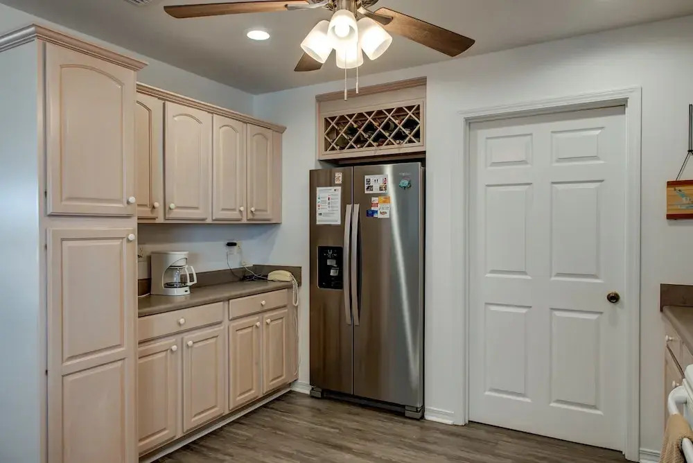 Sandbar - Spacious And Sunny - The Rooftop Crows Nest Offers Unsurpassed Island Views! 3 Bedroom Home by RedAwning