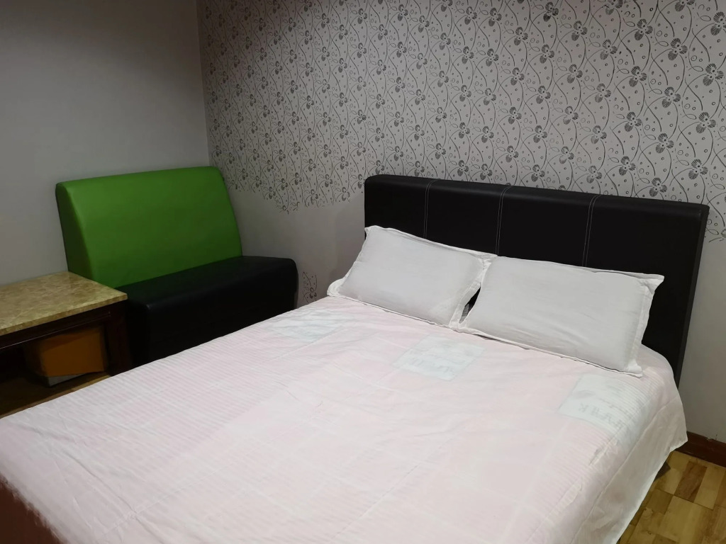Home Inn Hotel
