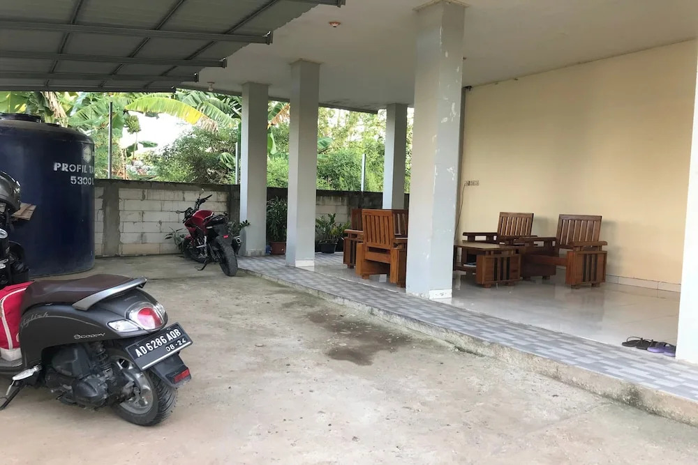 Hotel O Penginapan Mc Lodge