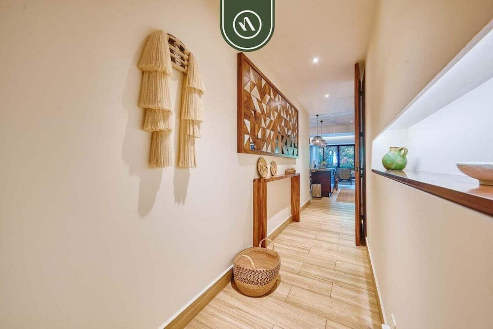 2BR Condo in Concha Chinas - Breathtaking Views
