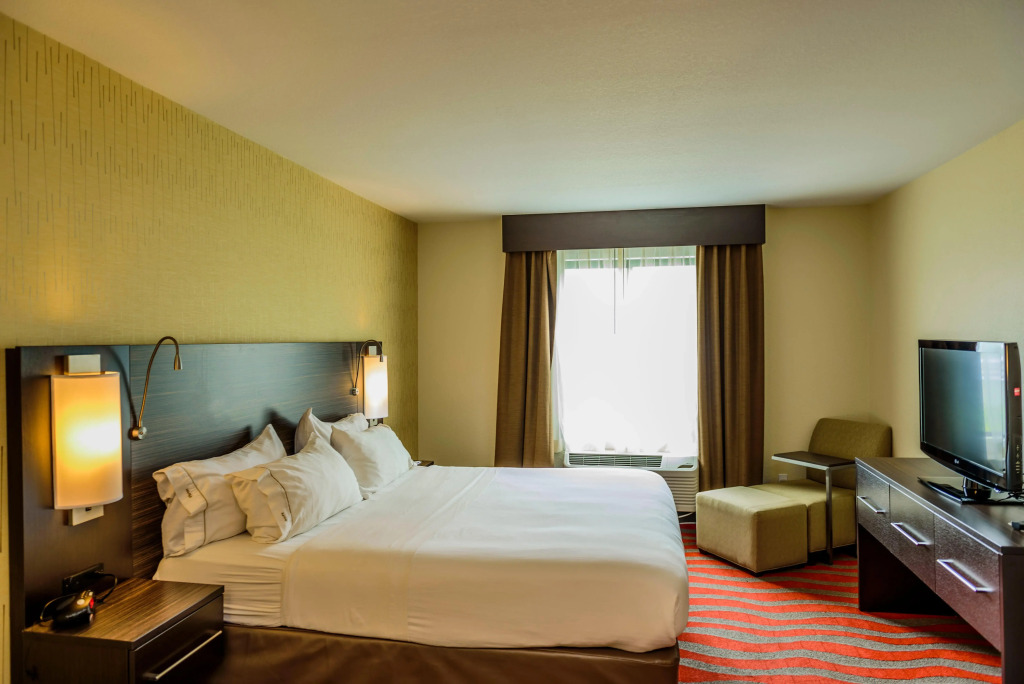 Holiday Inn Express and Suites - Bradford by IHG