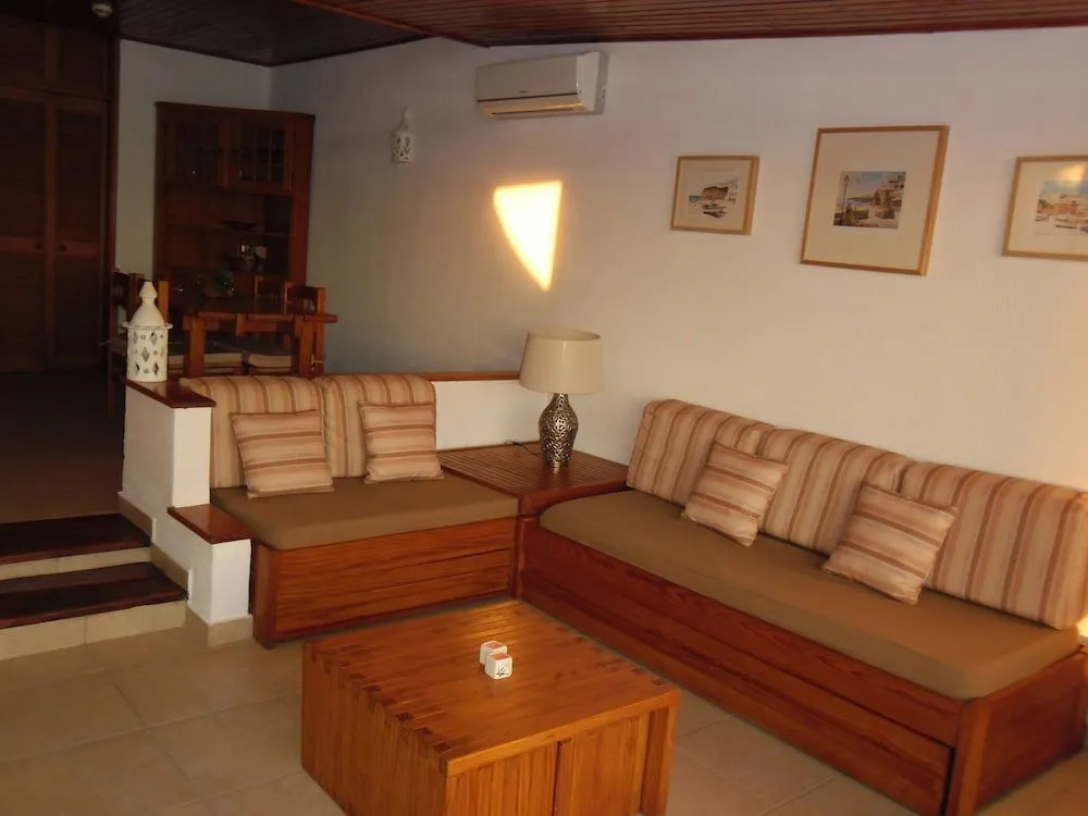 Albufeira Sea View by Rentals in Algarve (51)