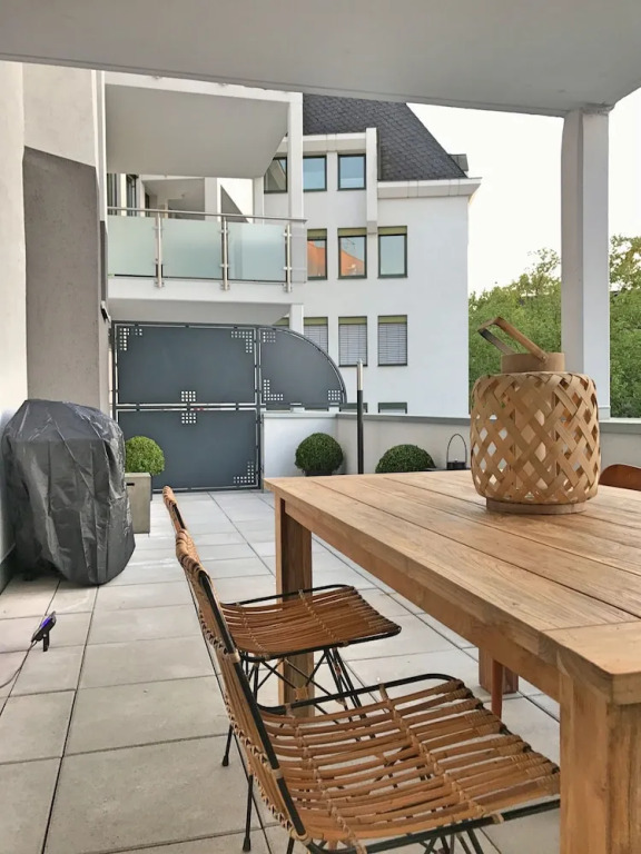 The Apartment Central