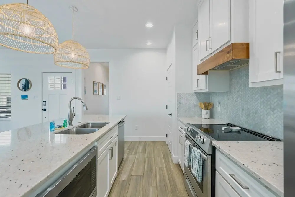 Chancla - Pet Friendly! Community Pool!