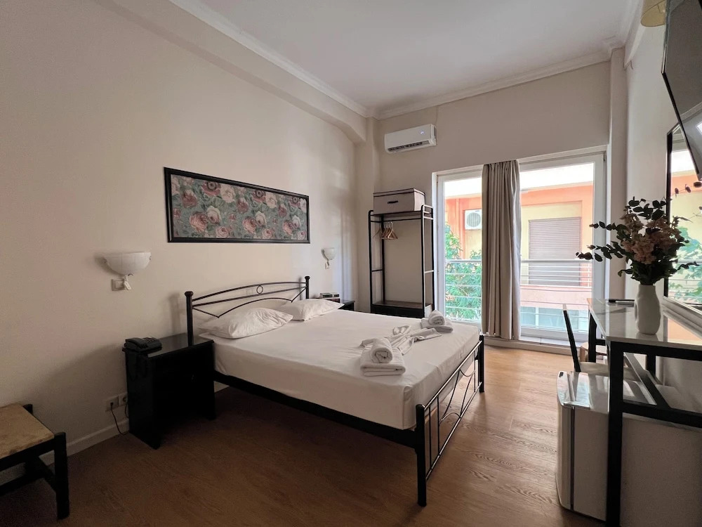 Grand Hotel Loutraki