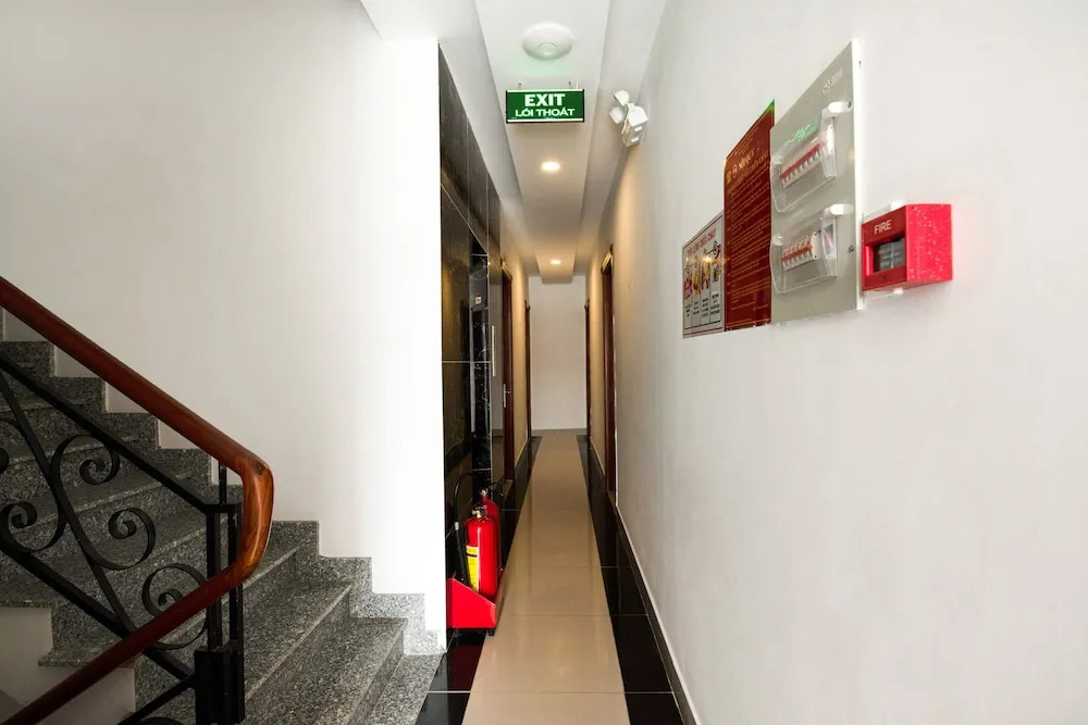 Seven Stars Hotel