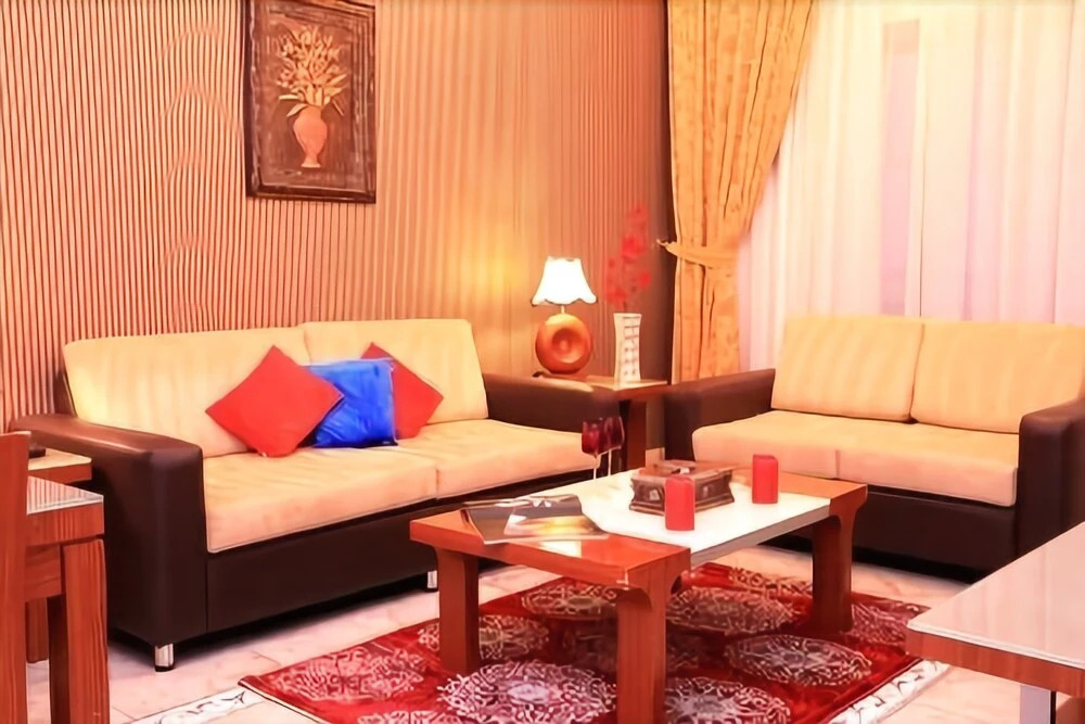 Al Gaddah Hotel Suites