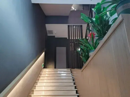Yunman M Hotel (Xuchang Pang Donglai Jinhui Plaza)