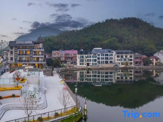 Tianyue Lake homestay