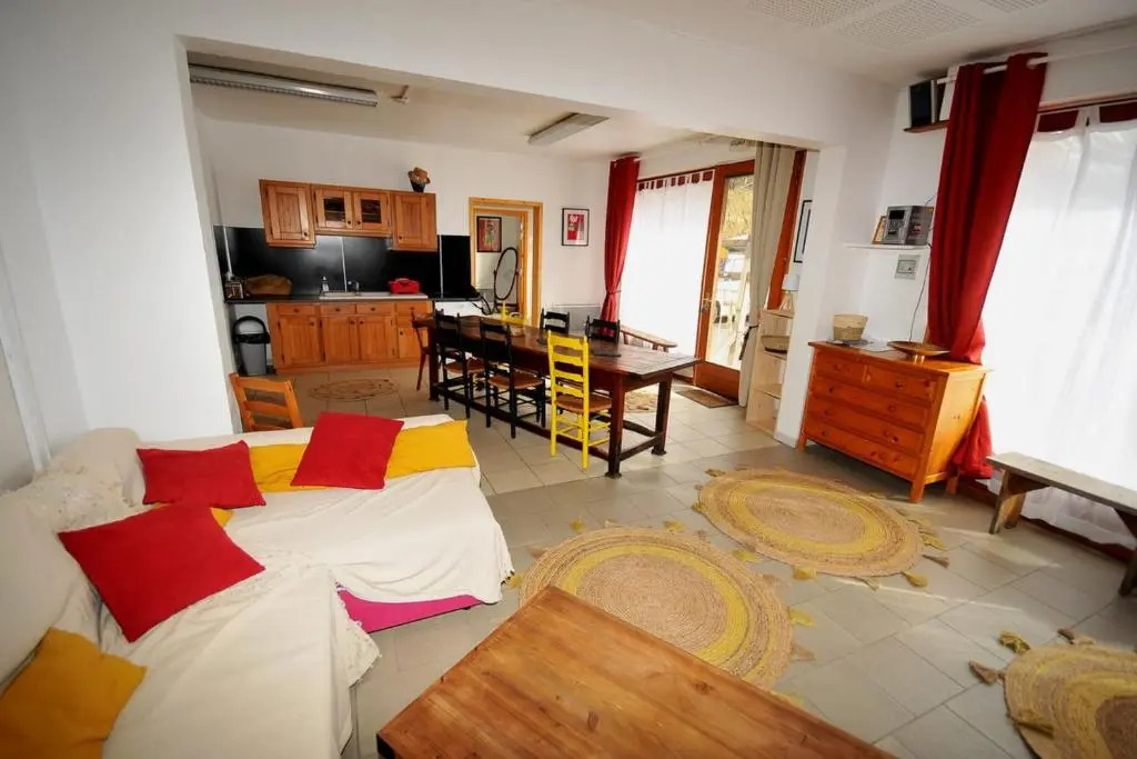 Gîte le Rocher - Apartment on the ground floor for 7 people