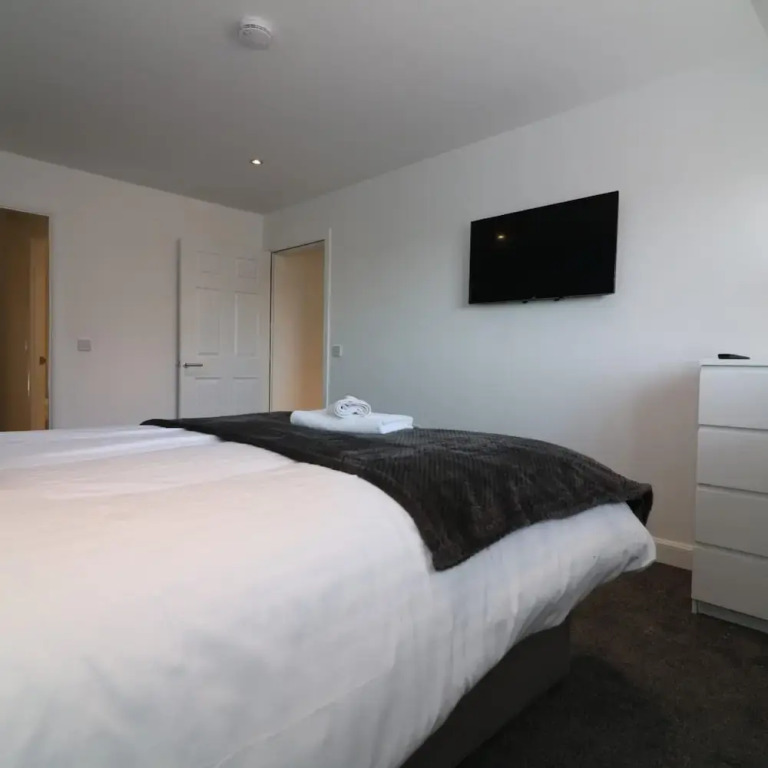 Railway House 5 bed - Maryhill