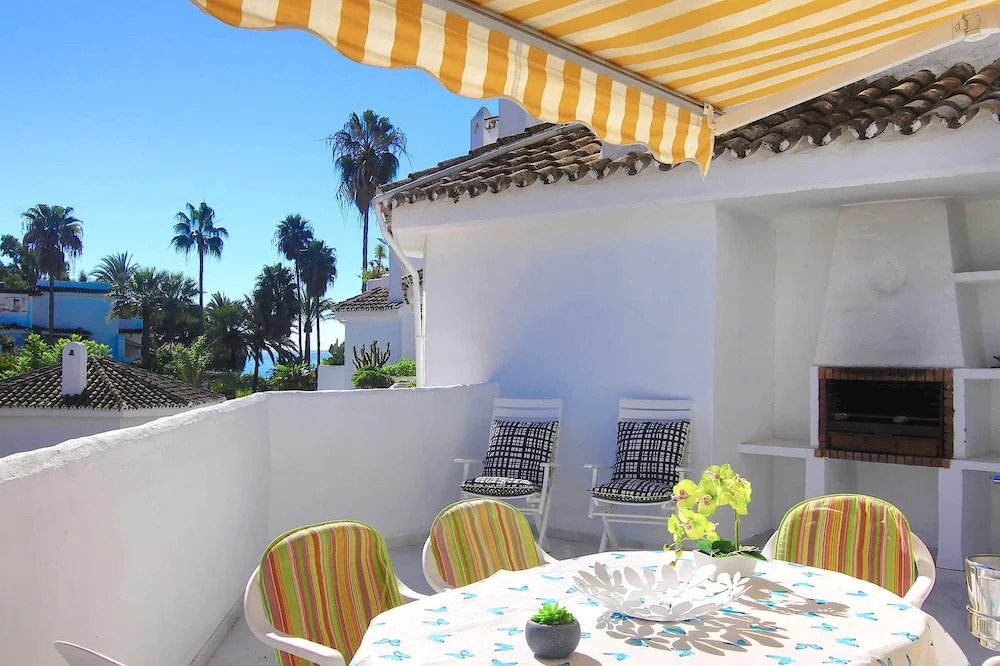 1093 Beachfront Apartment 3 Pools 50 Mtr From Beach Large Terrace