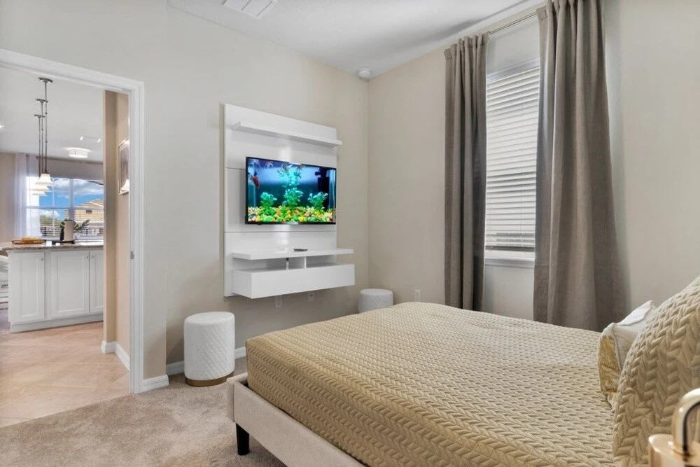 New Luxury Home In Solterra Resort Kissimmee! 5 Bedroom Home by Redawning