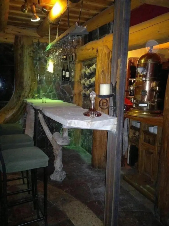 Fabula Lake House