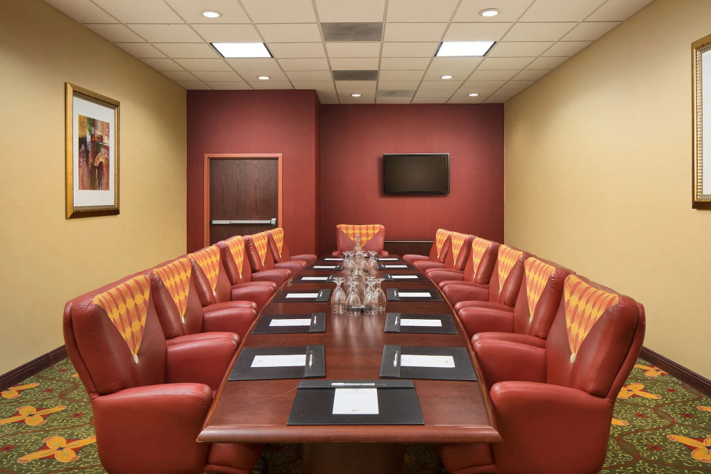 University Plaza Hotel