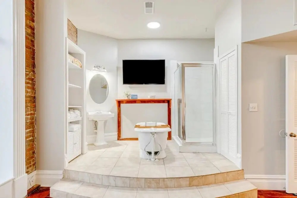 Galveston Historic Strand Loft 201