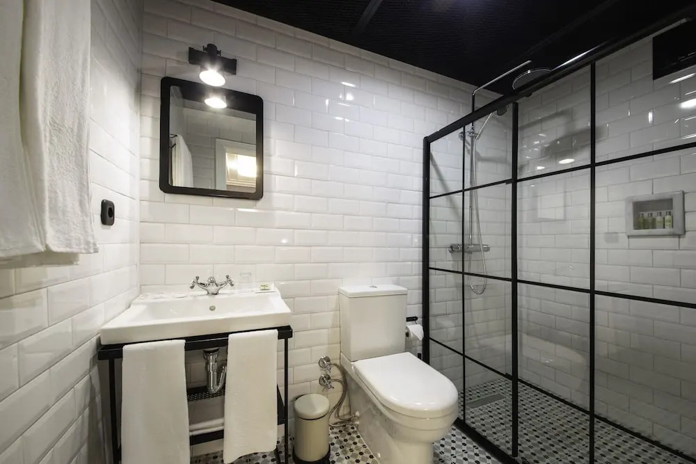GARP HOTEL